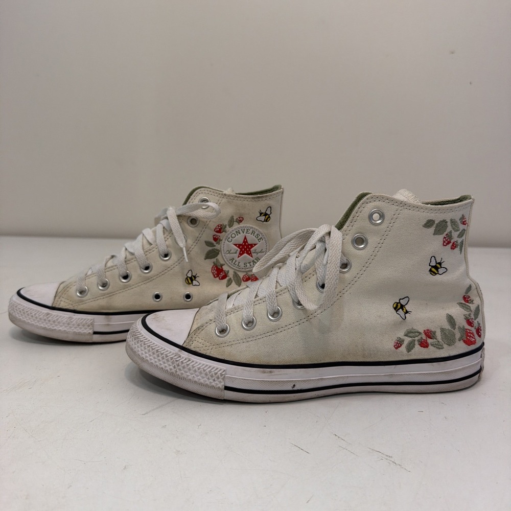 Converse Chuck Taylor All Star High 'Berries and Bees Women's Size 9.5